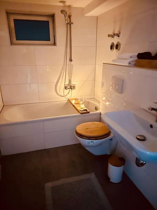 Gemuetliche Wohnung In Leverkusen Ngoại thất bức ảnh